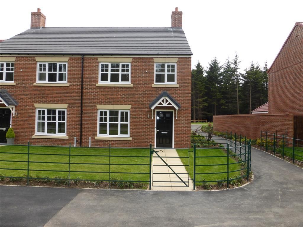 4 bed property to rent in The Meadows, Wynyard Manor, Billingham TS22