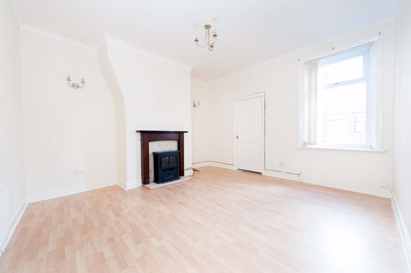 2 bed flat for sale in Caris Street, Gateshead NE8 Zoopla