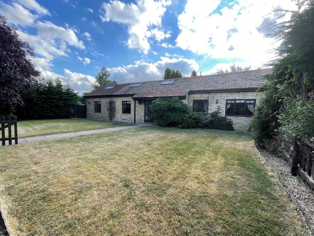 2 bed barn conversion for sale in Townsend Mews, Wilburton, Ely CB6