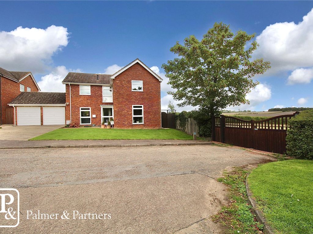 4 bed detached house for sale in Armstrong Close, Hundon, Sudbury