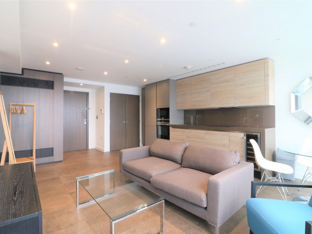 Chronicle Tower City Road London EC1V  