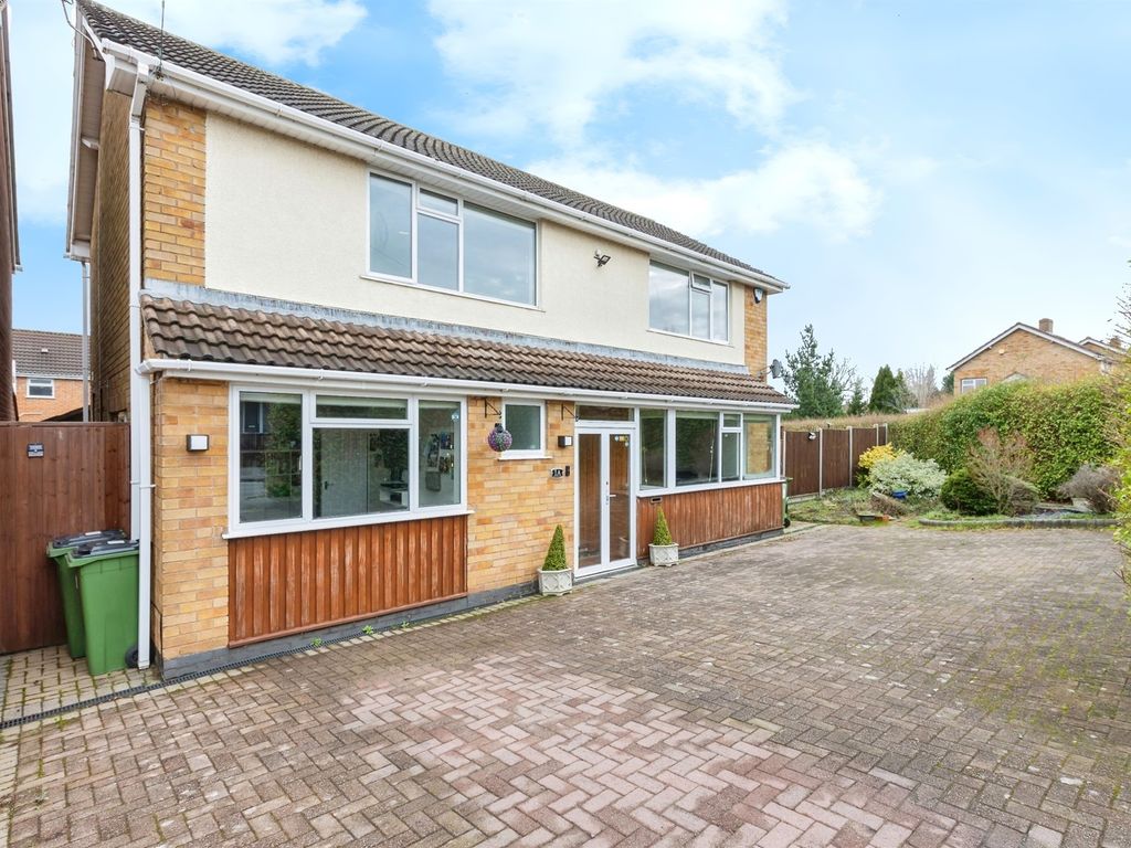 4 bed detached house for sale in Drive, Glenfield, Leicester