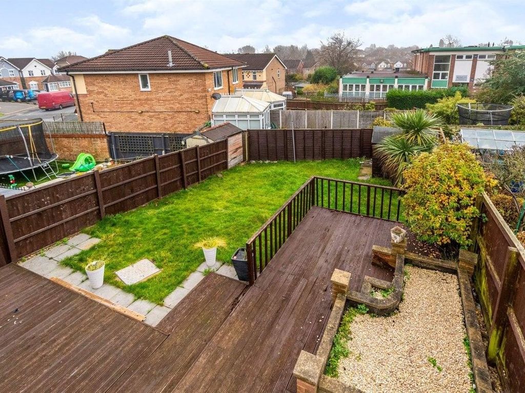 3 bed property to rent in Dartmouth Avenue, Walsall WS3, £1,050 pcm