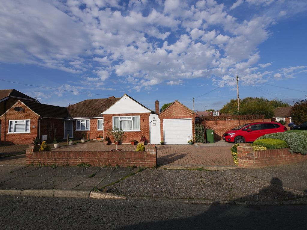 2 bed semidetached bungalow for sale in Ashgrove Road, Ashford TW15