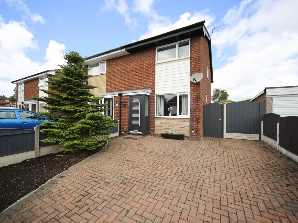 2 bed semidetached house to rent in Heysham Road, Orrell, Wigan