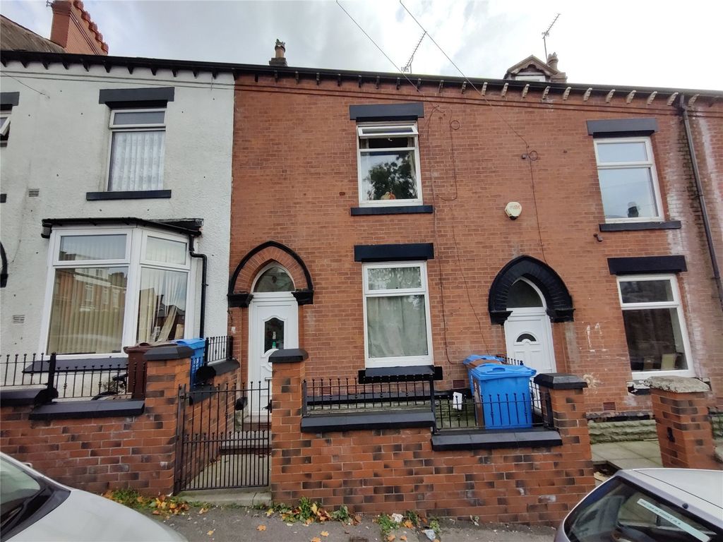 3 bed terraced house for sale in Brook Lane, Glodwick, Oldham OL8 Zoopla