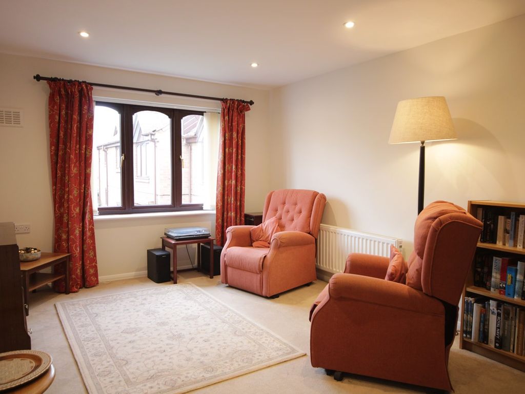 2 bed property for sale in Marshalls Court, Speen, Newbury RG14 Zoopla