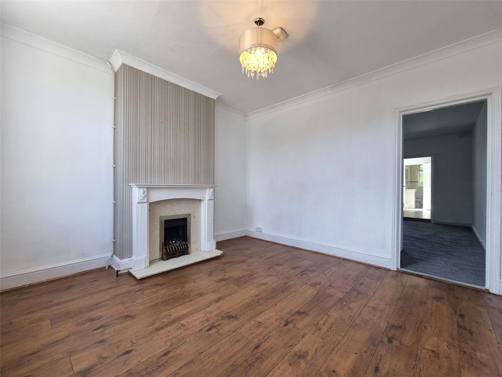 3 bed semidetached house to rent in Nottingham Road, Arnold, Nottingham, Nottinghamshire NG5