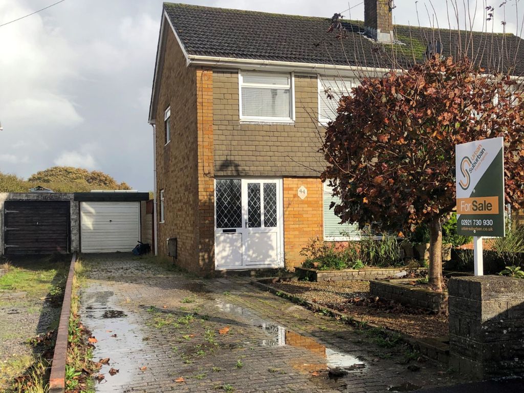 3 bed semidetached house for sale in Kensington Drive, Bridgend, Cefn