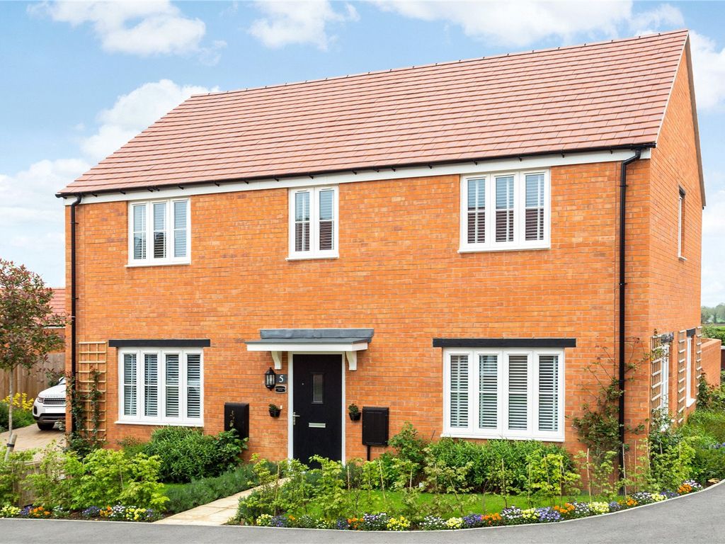 4 bed detached house for sale in Havill Crescent, Bloxham, Banbury