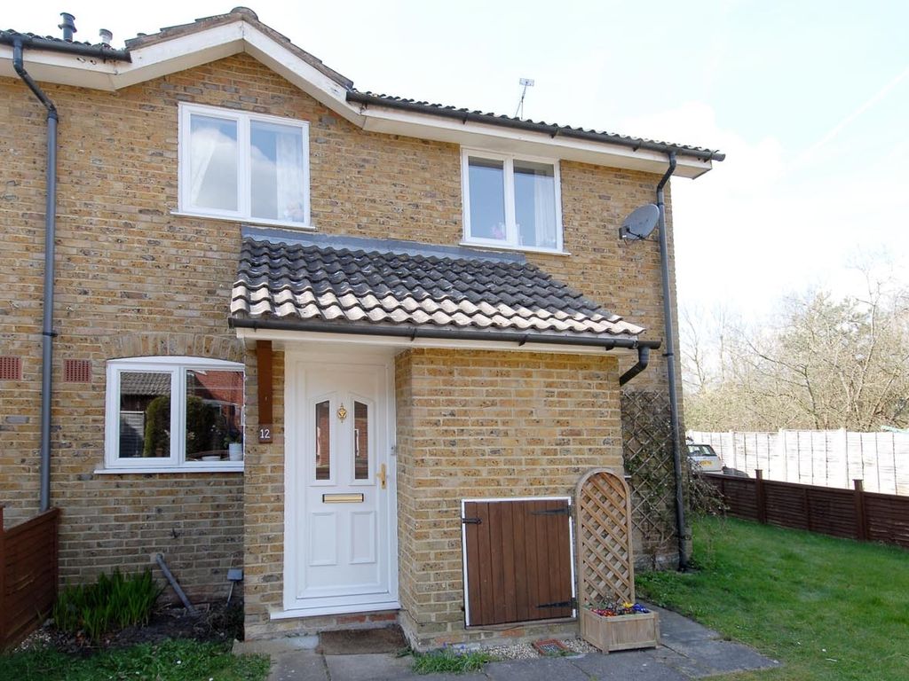 2 bed terraced house to rent in Hexham Close, Owlsmoor, Sandhurst GU47