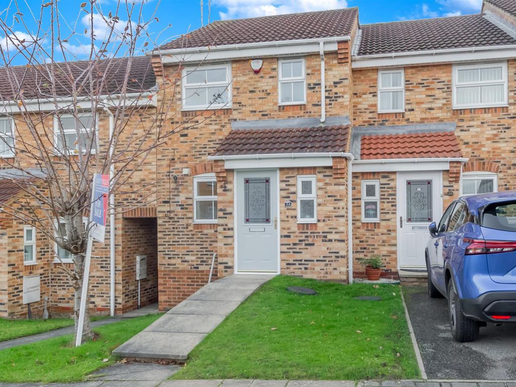 2 bed town house for sale in Windmill Court, Wortley, Leeds LS12, £