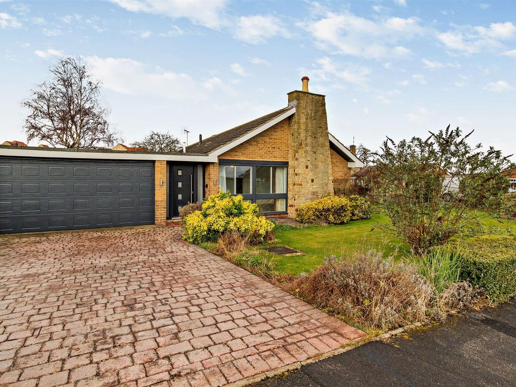 4 Bed Detached Bungalow For Sale In Eastfield Crescent Laughton