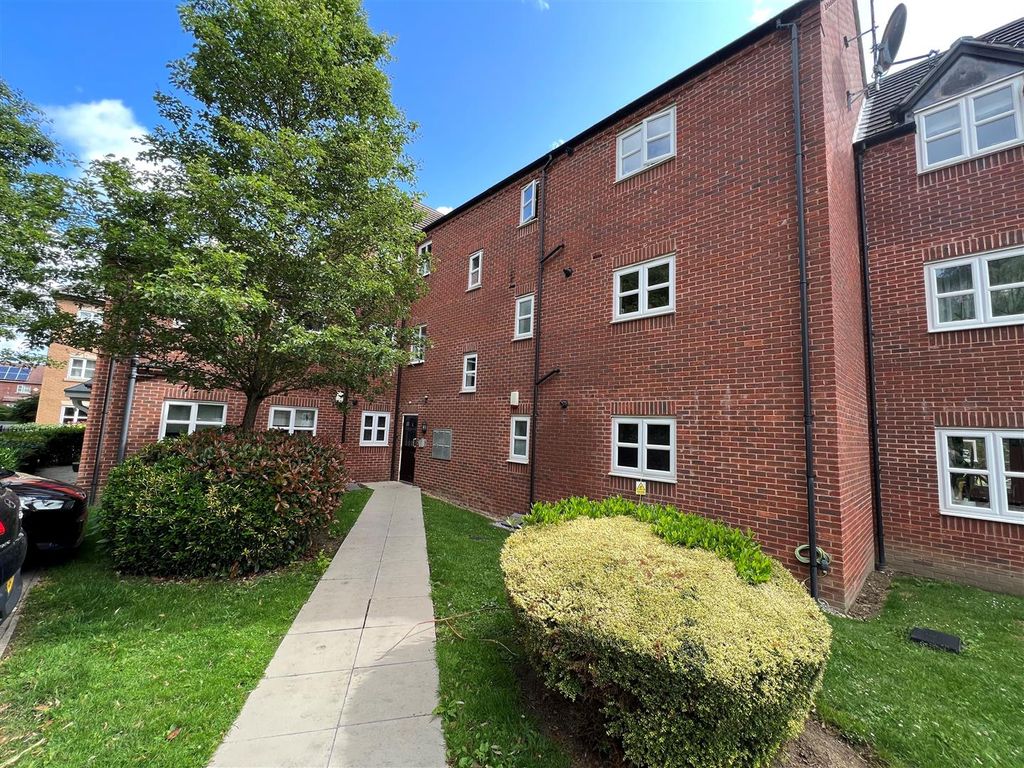 2 bed flat to rent in Millbank Place, Bestwood Village, Nottingham NG6
