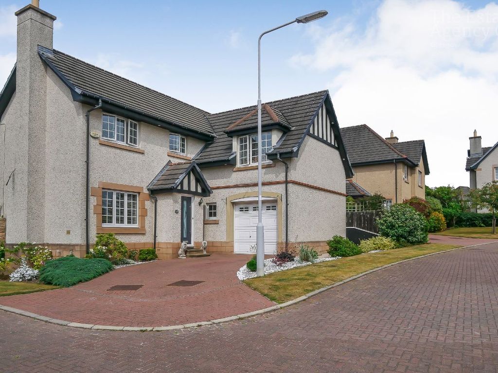 4 bed detached house for sale in Blackwood Way, Pitreavie Castle
