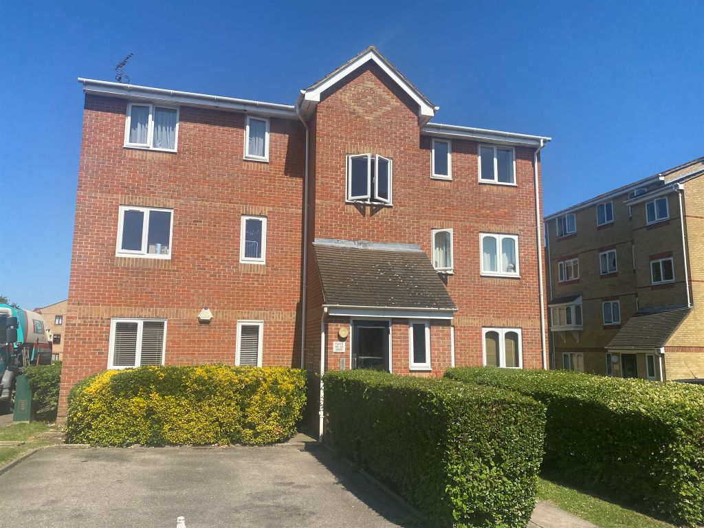 1 bed flat for sale in The Glen, Vange, Basildon SS16 Zoopla