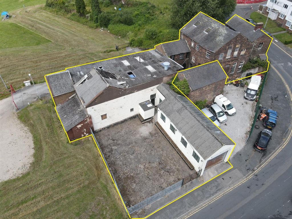 Light industrial for sale in Industrial Premises On Ladywell Road