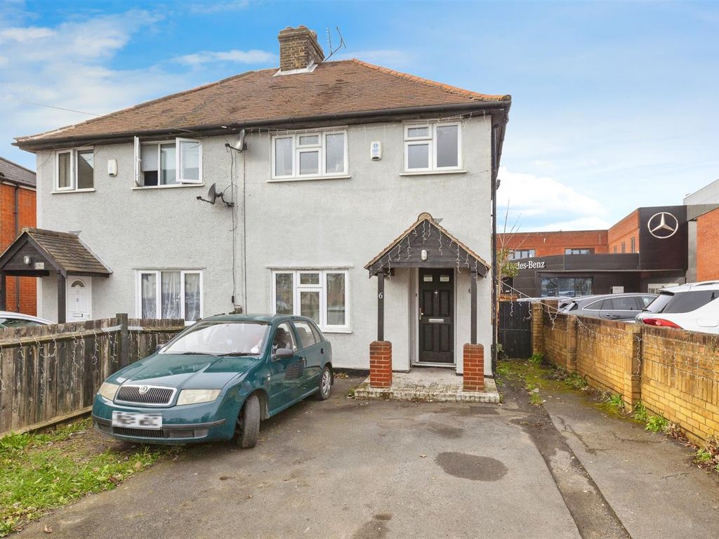 3 bed semidetached house for sale in Cippenham Lane, Cippenham, Slough