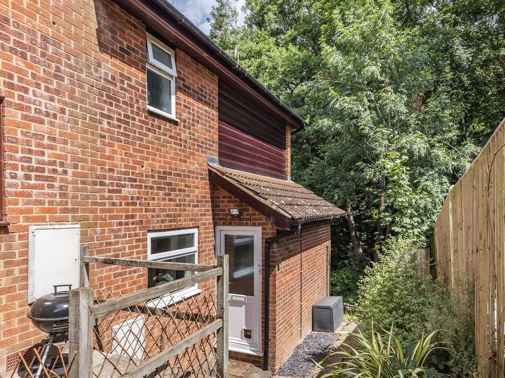 1 bed end terrace house for sale in Green Way, Tunbridge Wells TN2 Zoopla