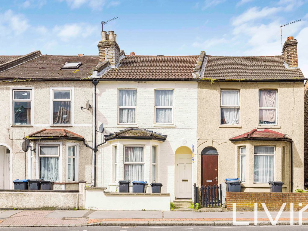 3 bed terraced house for sale in Whitehorse Road, Thornton Heath