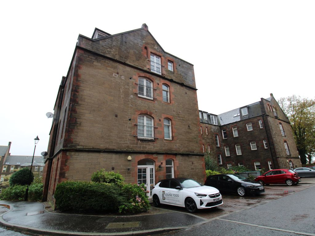 3 bed flat to rent in Scrimgeour Place, City Centre, Dundee DD3, £1,500 pcm Zoopla