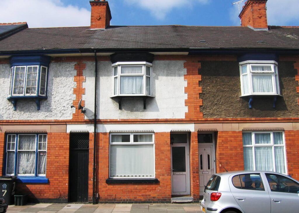 3 bed terraced house to rent in Evington Parks Road, Leicester LE2, £1,000 pcm Zoopla