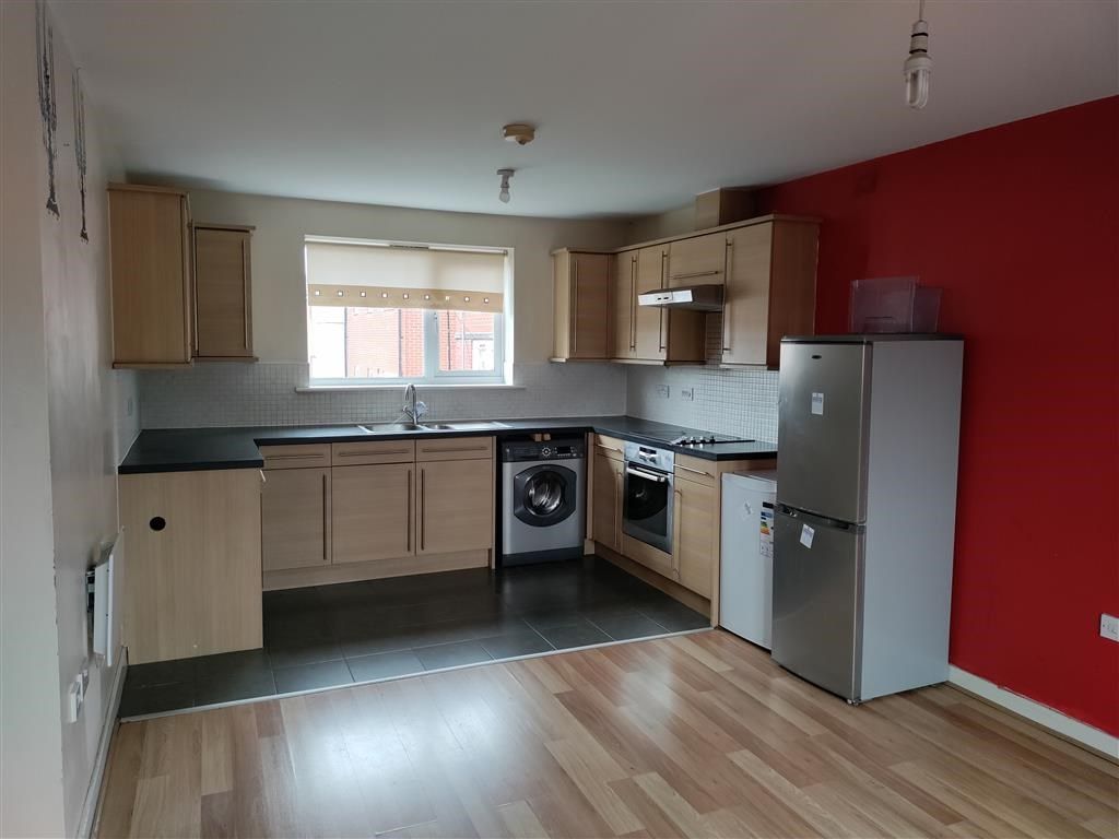 2 bed flat to rent in Shenstone Road, Edgbaston, Birmingham B16, £875