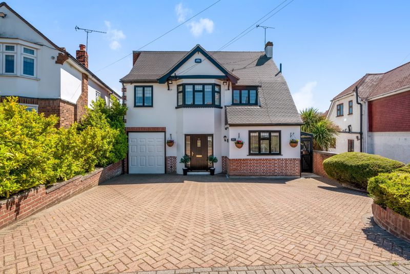 5 bed detached house for sale in Hill Crescent, Bexley DA5, £1,250,000 Zoopla