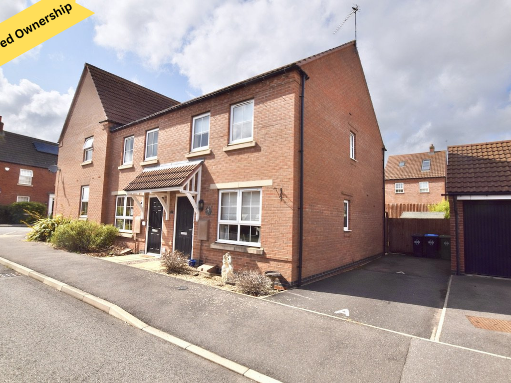 2 bed end terrace house for sale in Coton Park, Rugby, Warwickshire