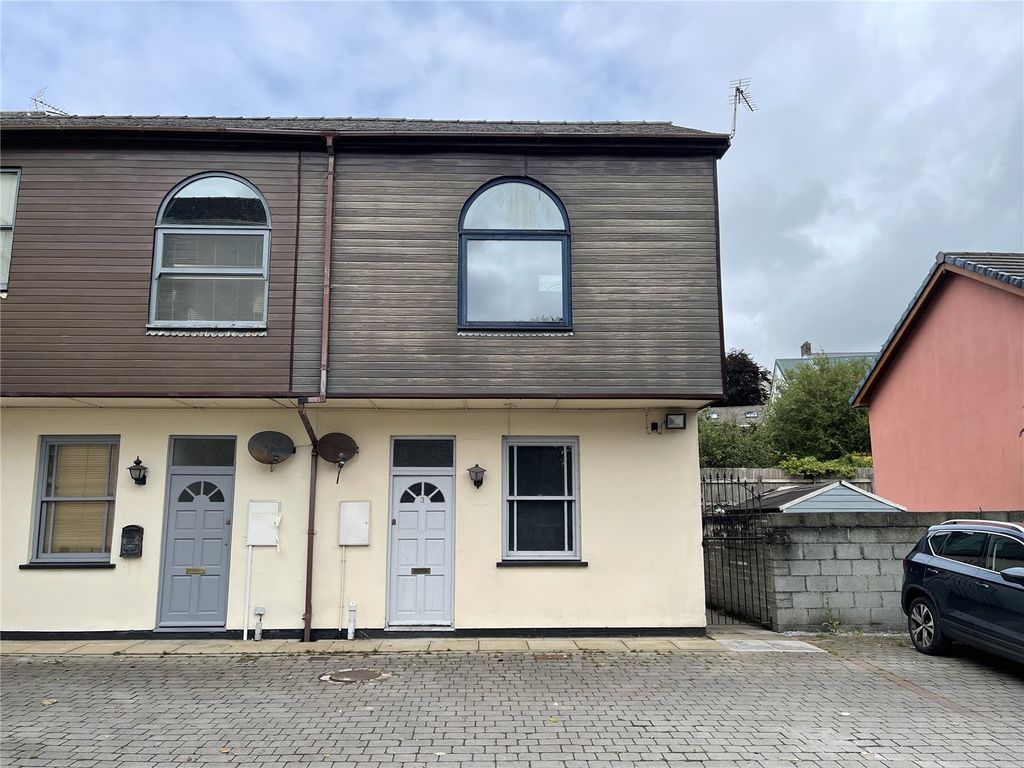 1 bed end terrace house for sale in Market Street, Narberth