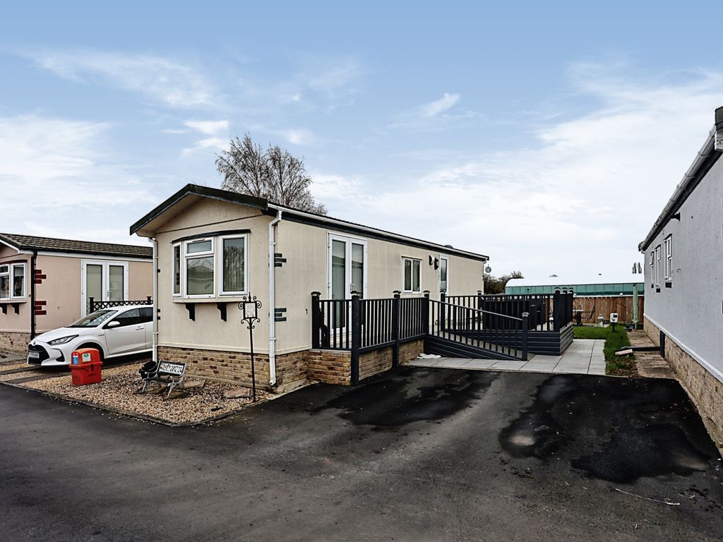 2 bed property for sale in Langar Woods Park Homes Estate, Langer