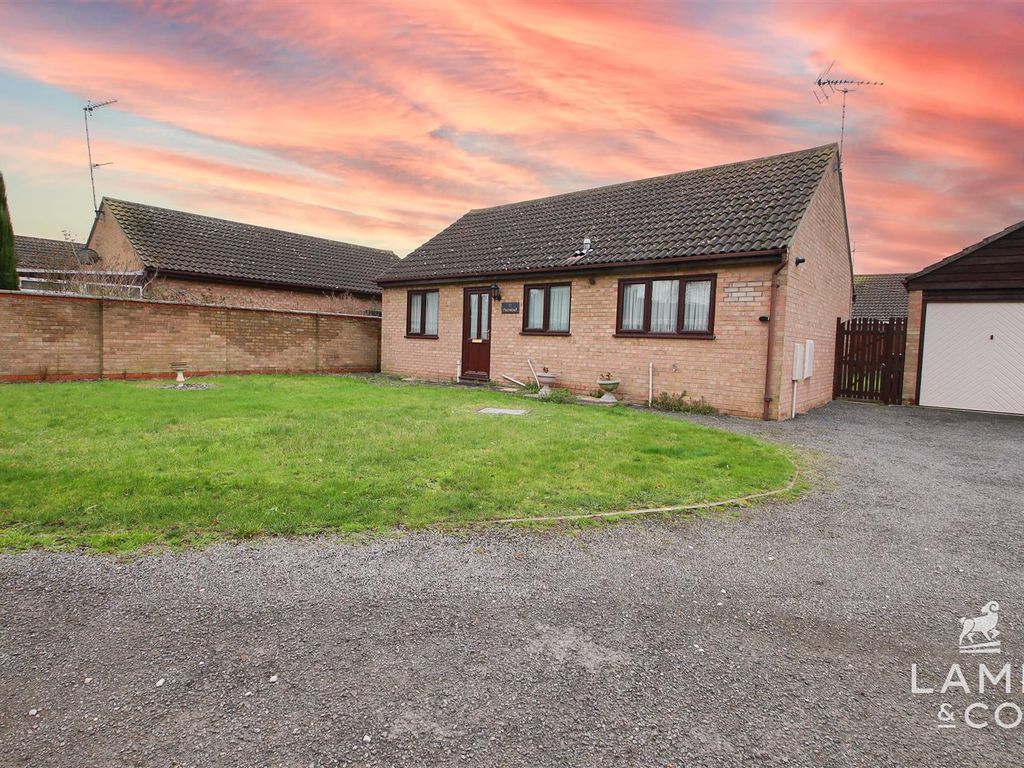 2 bed detached bungalow for sale in Saxstead Drive, ClactonOnSea CO16