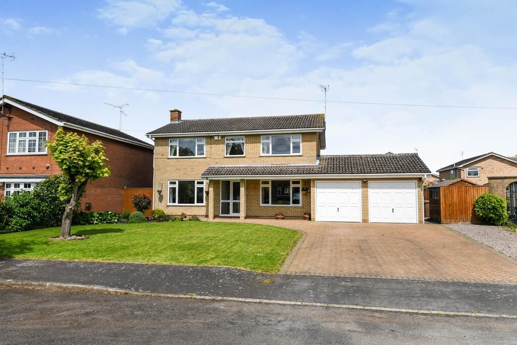 4 bed detached house for sale in Rochford Walk, Wisbech, Cambs PE13