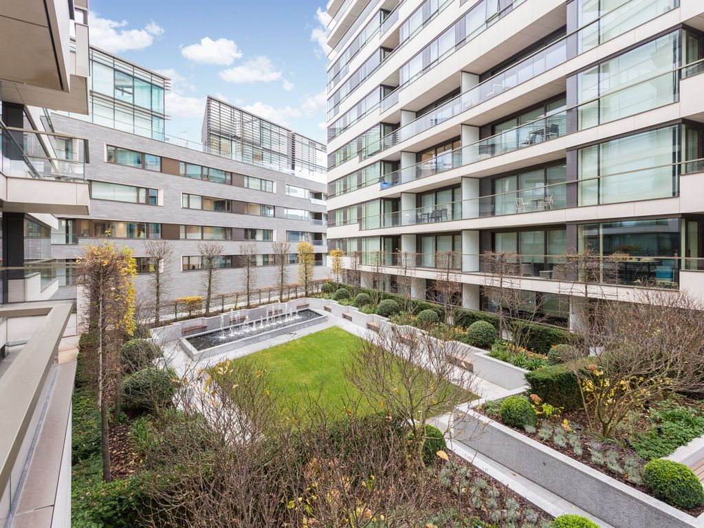 Balmoral House, Earls Way SE1  