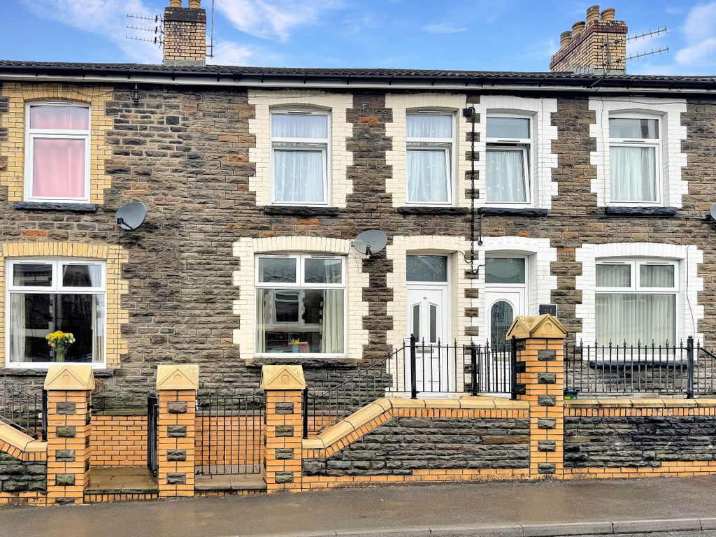 3 bed terraced house for sale in DeWinton Terrace, Llanbradach