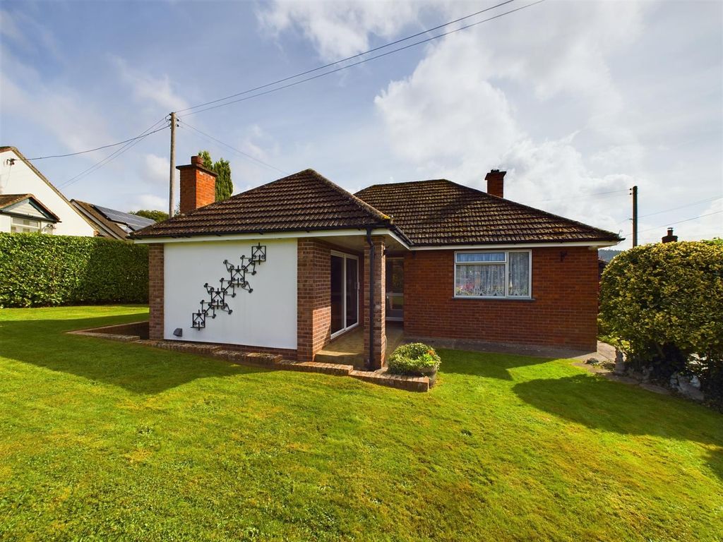 2 bed detached bungalow for sale in Westhope, Hereford HR4, £475,000
