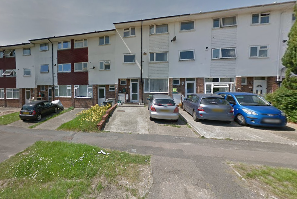 5 bed terraced house to rent in Guildford Park Avenue, Onslow GU2 Zoopla