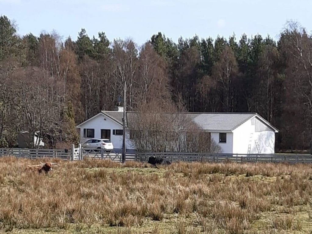 5 bed bungalow for sale in Invergordon, Highlands IV18, £330,000 Zoopla