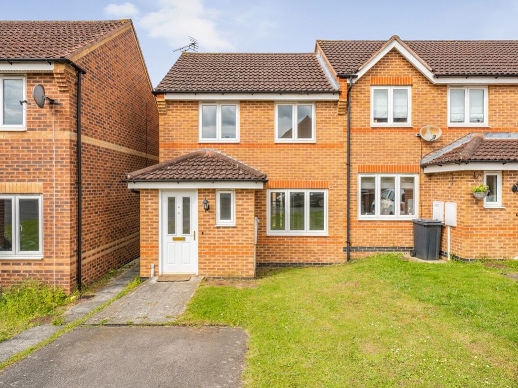 2 bed terraced house for sale in Mercer Drive, Lincoln, Lincolnshire
