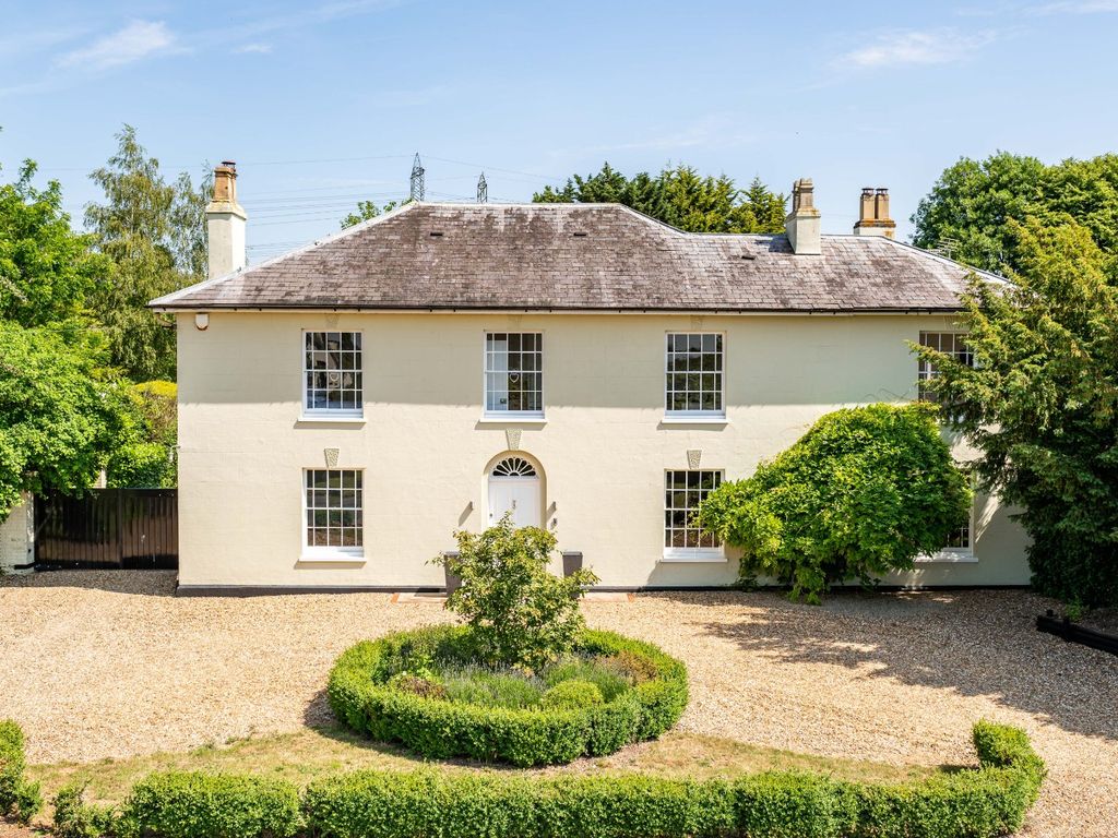 5 bed detached house for sale in Redcoats Green, Little Wymondley