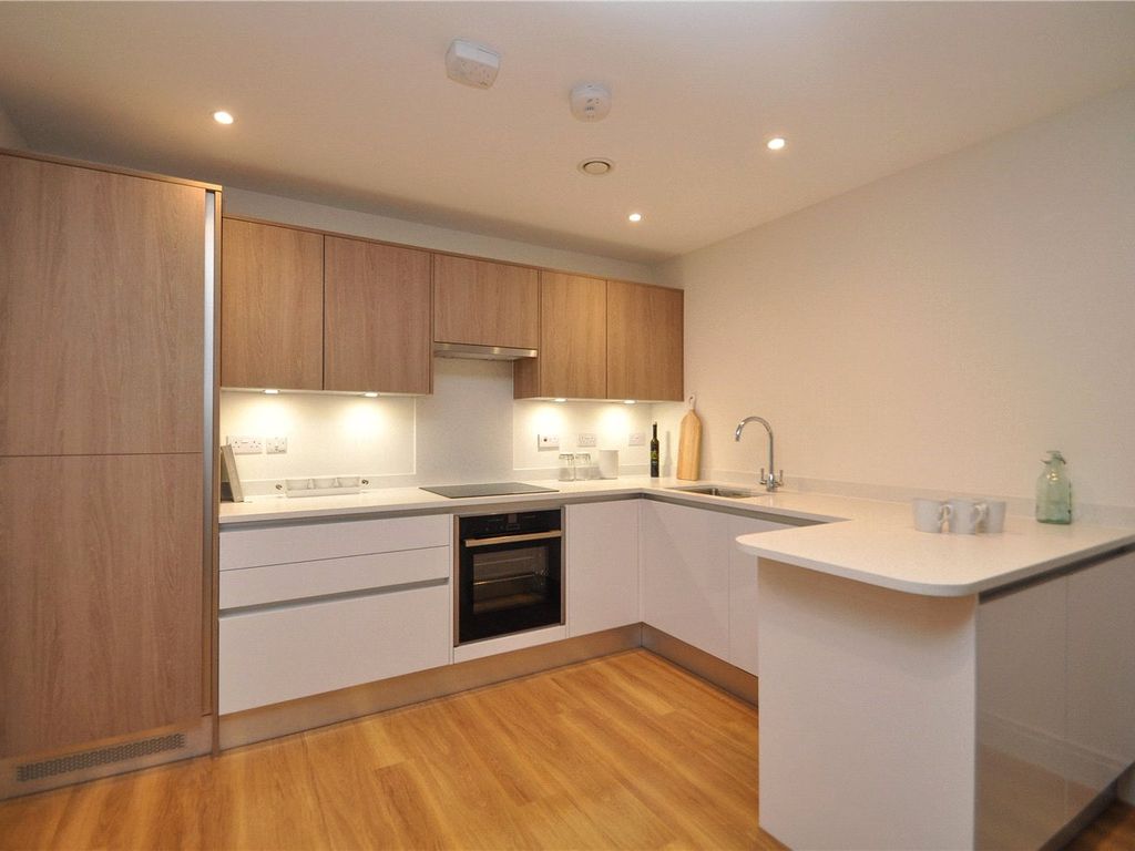 2 bed flat to rent in Military Road, Canterbury, Kent CT1 Zoopla