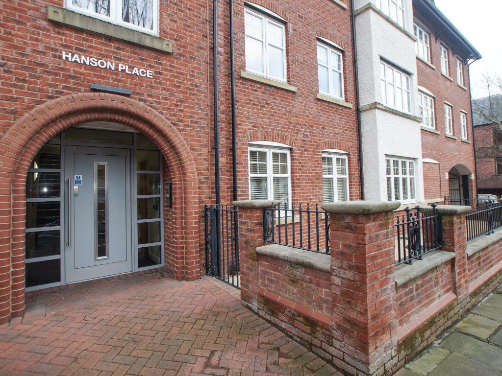 2 bed flat to rent in Hanson Place, Off Warwick Road, Carlisle CA1, £