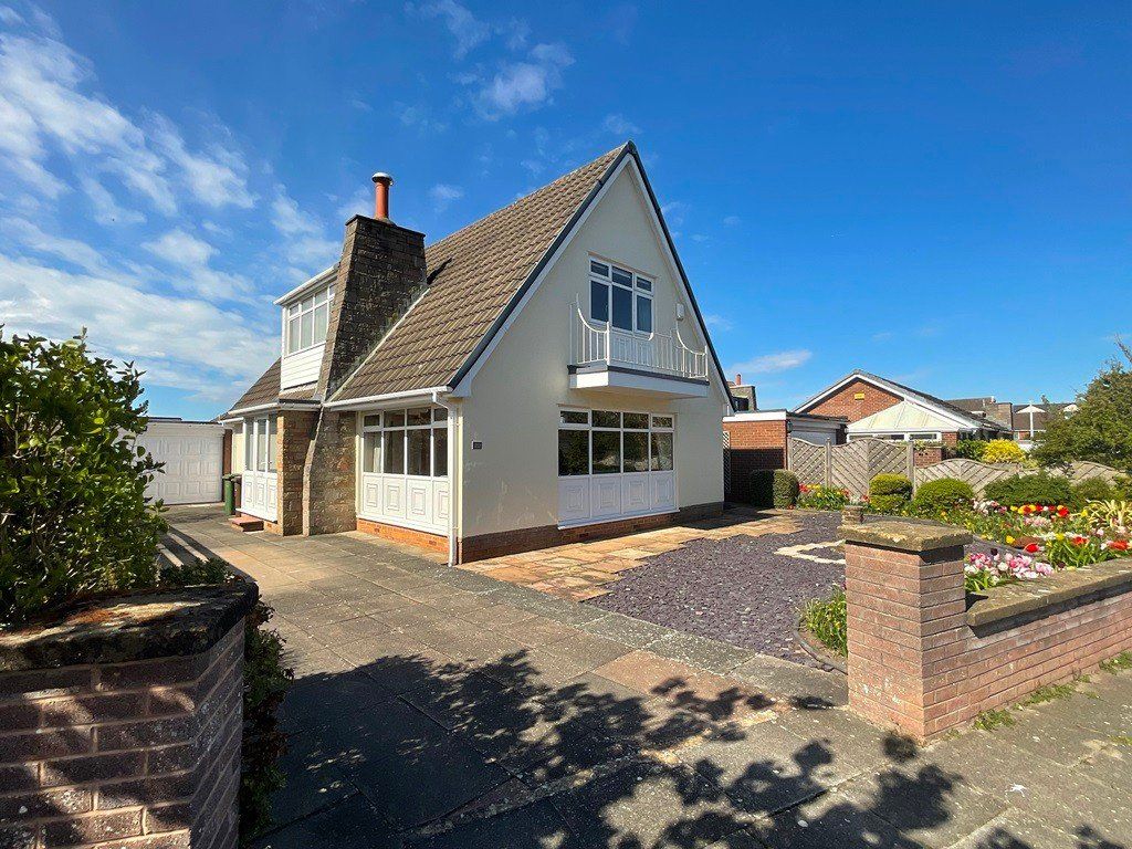 3 bed detached house for sale in Ascot Close, Birkdale, Southport PR8