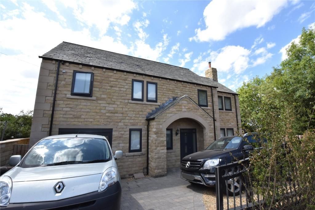 4 bed detached house to rent in Back Lane, Gildersome, Morley, Leeds