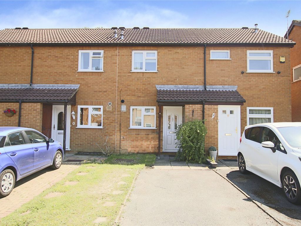 2 Bed Terraced House To Rent In Frensham Crown Wood Bracknell