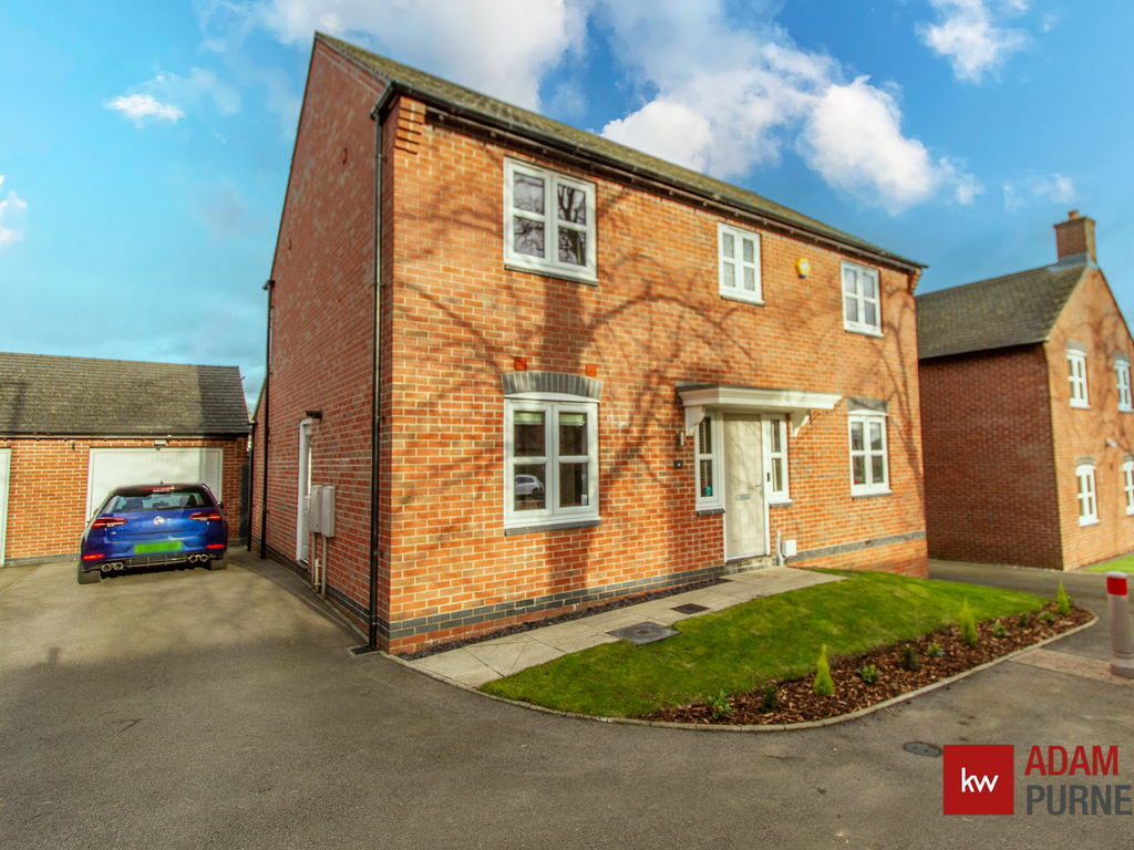 4 bed detached house for sale in Holywell Fields, Hinckley