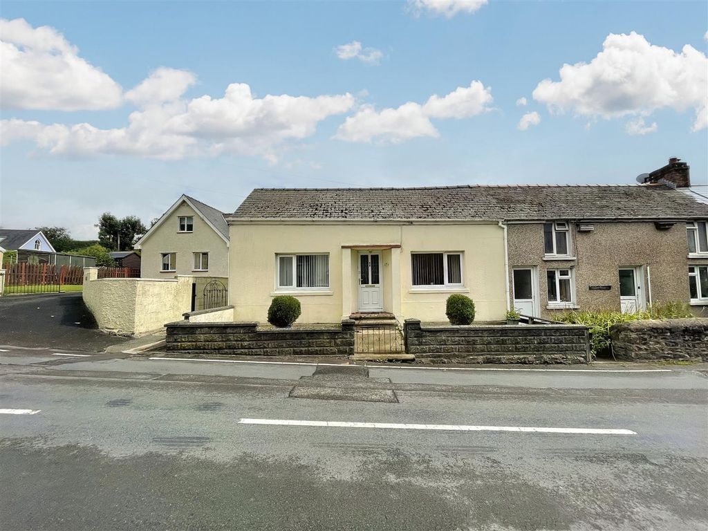 2 bed semidetached bungalow for sale in Broadway, Laugharne, Carmarthen SA33, £190,000 Zoopla