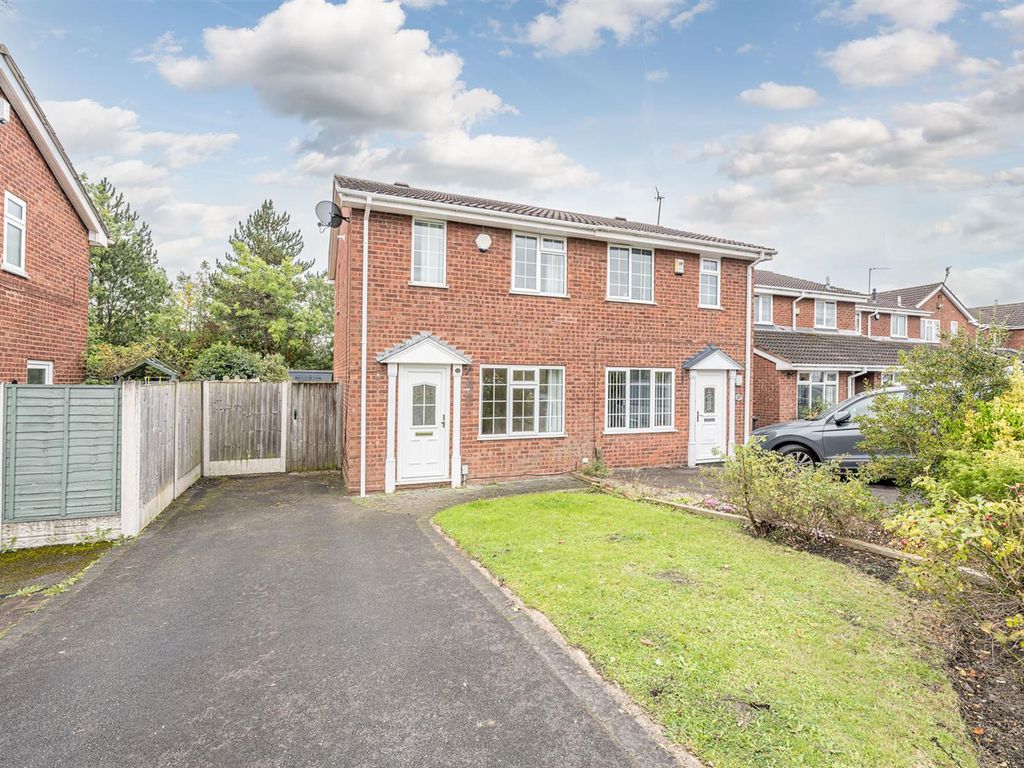 2 bed semidetached house for sale in Brayford Avenue, Brierley Hill