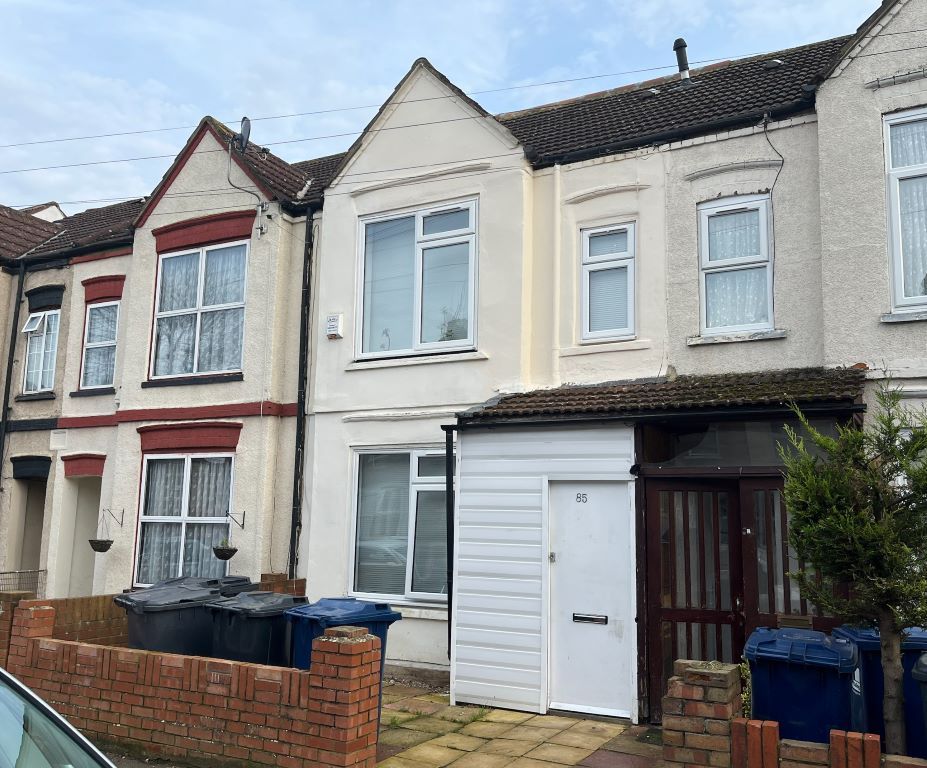 6 bed terraced house for sale in 85 Florence Road, Southall, Middlesex