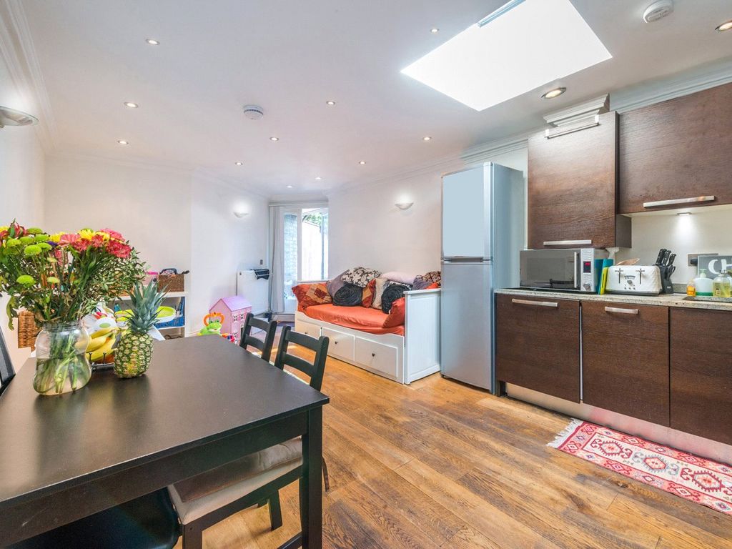 Brecknock Road, Tufnell Park, London N7